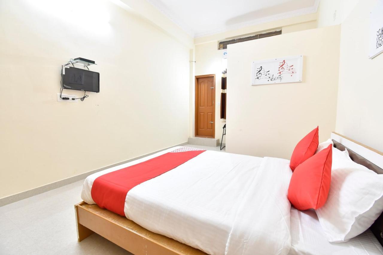 Oyo 44065 Sri Krishna Nilaya Hotel Bangalore Luaran gambar