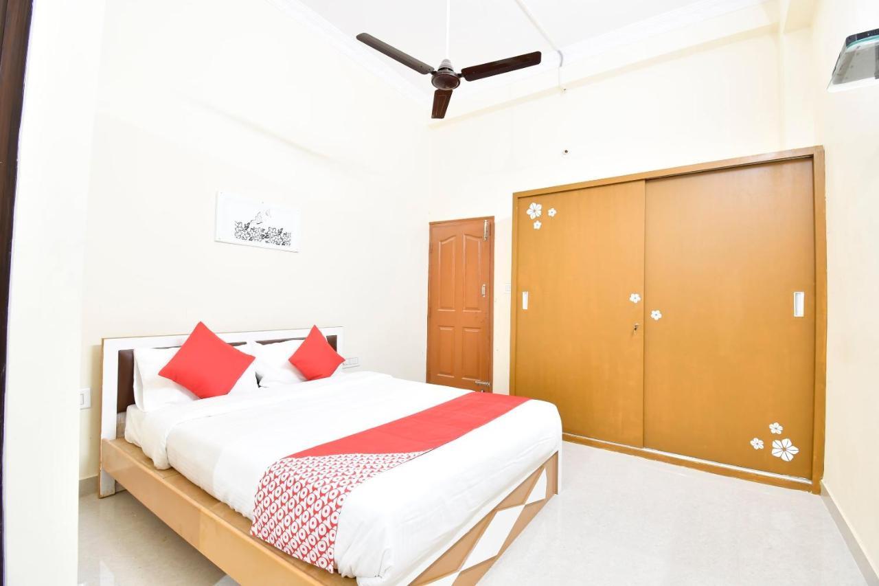Oyo 44065 Sri Krishna Nilaya Hotel Bangalore Luaran gambar